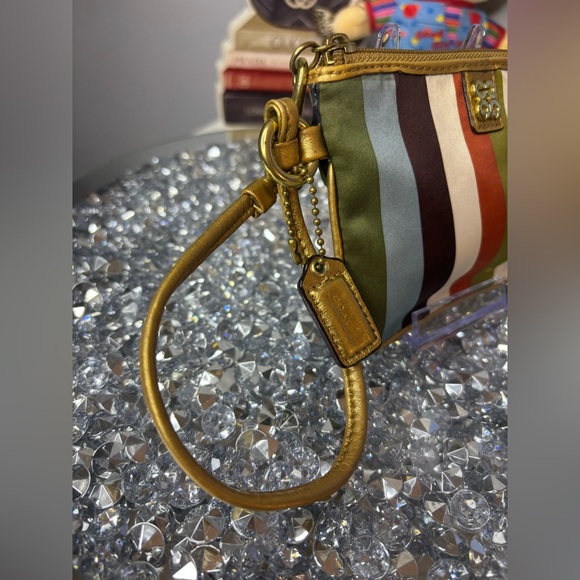 Coach Julia Legacy Multicolor Striped Wristlet EUC - Picture 6 of 11